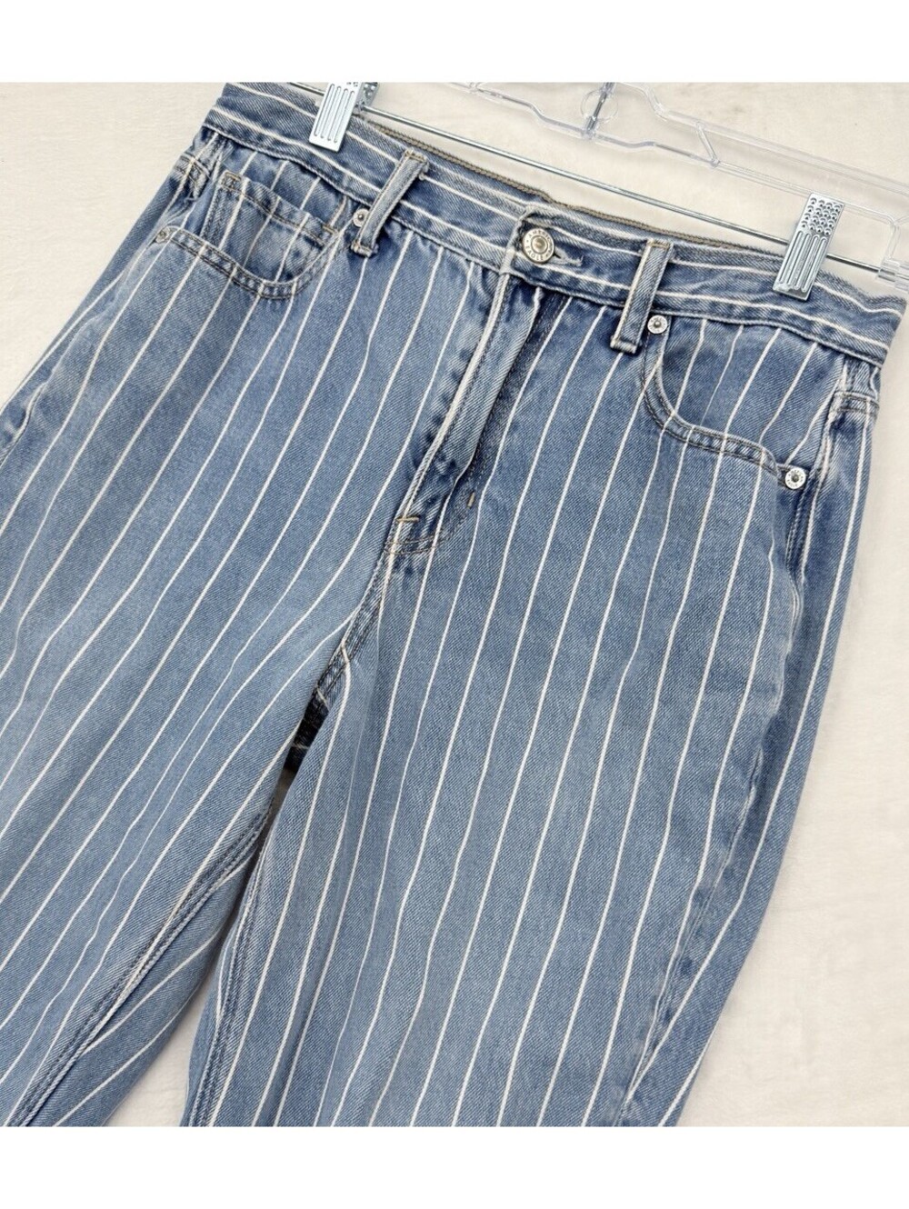 American Eagle Mom Jeans 4 Long Light Blue Wash Pinstripes High Rise Denim Women